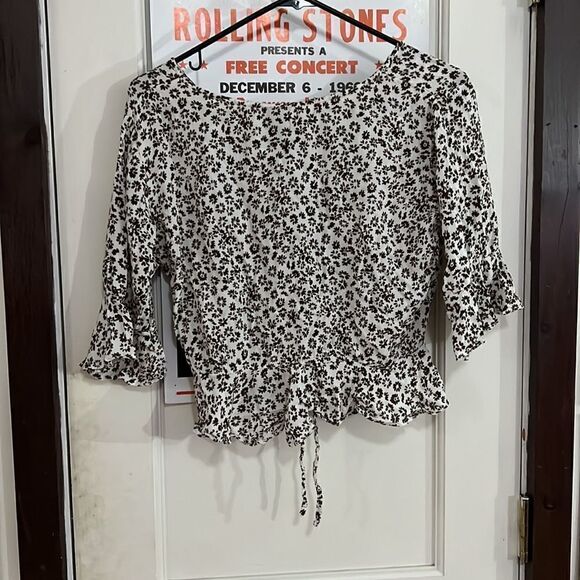 Tree of life tie front blouse - Picture 5 of 5